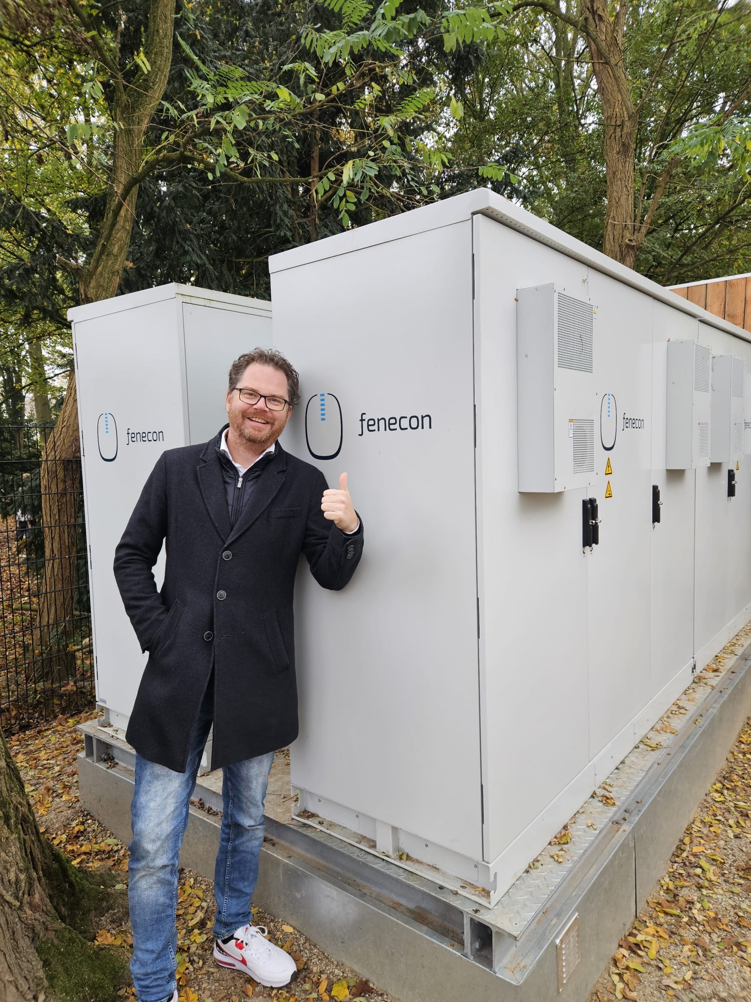 Batterijcontainer op bedrijfslocatie